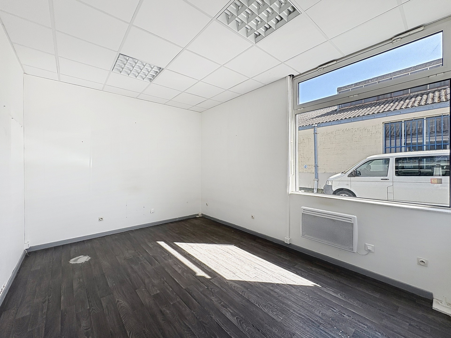 location local AULNOY LEZ VALENCIENNES