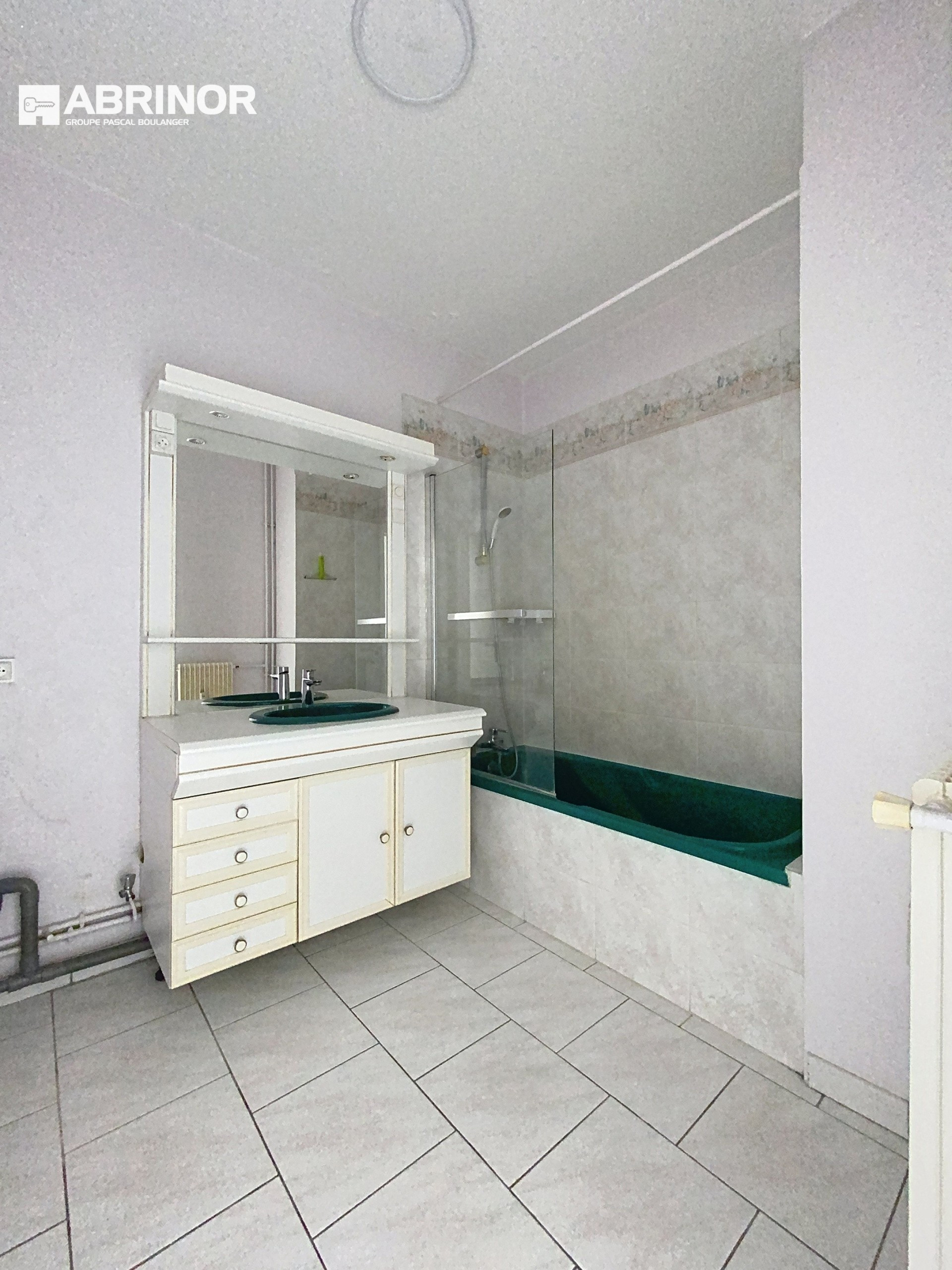 vente appartement VENDEVILLE