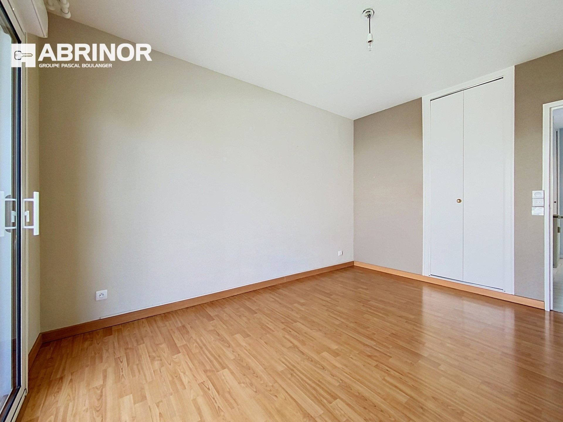 vente appartement VENDEVILLE