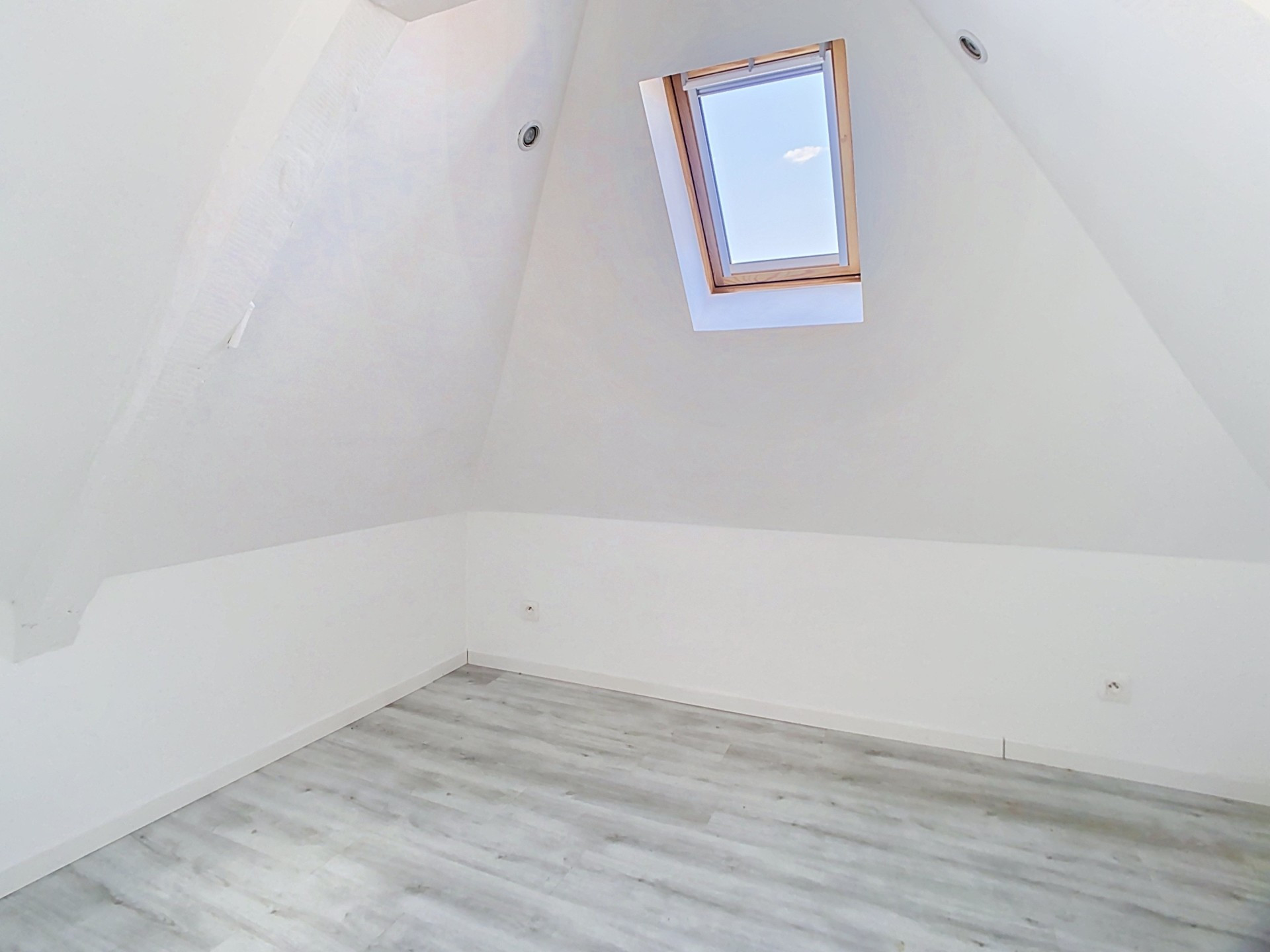 location appartement COUTICHES