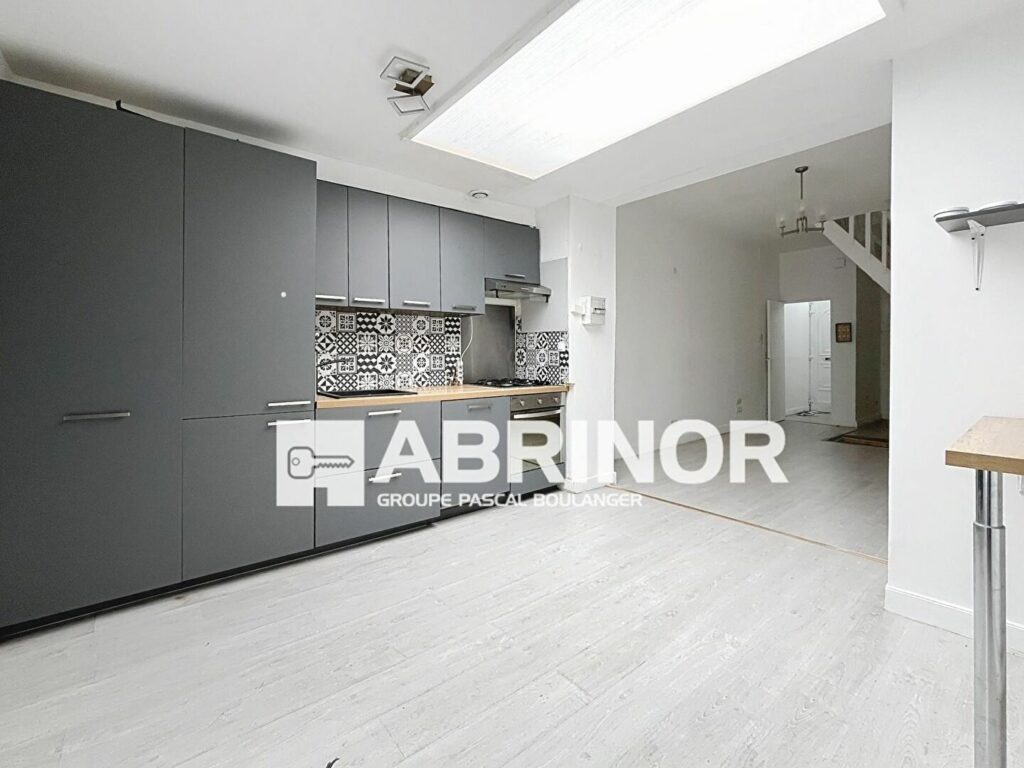 Maison en vente à ROUBAIX — photo 1