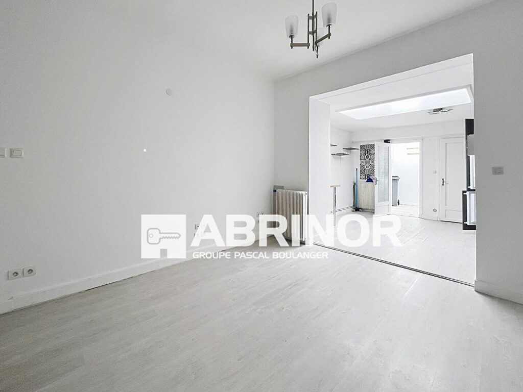 Maison en vente à ROUBAIX — photo 2