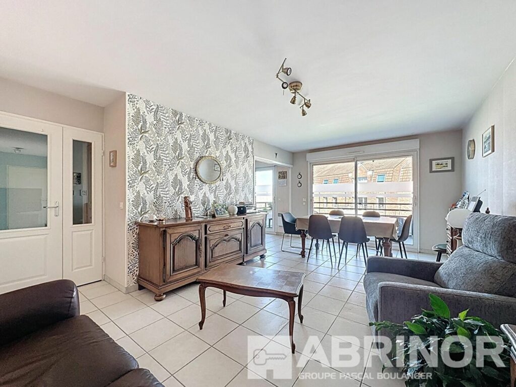 Appartement en vente à LINSELLES — photo 1