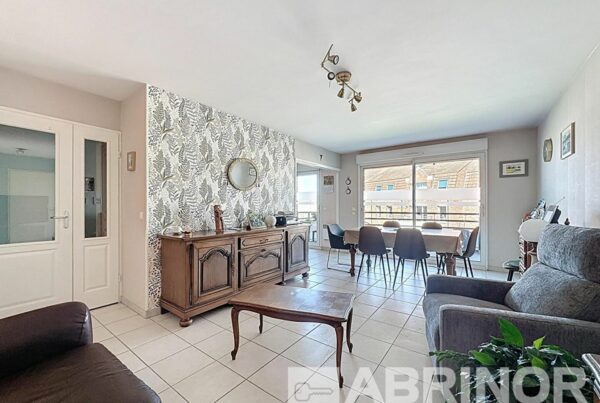 Appartement en vente à LINSELLES — photo 1