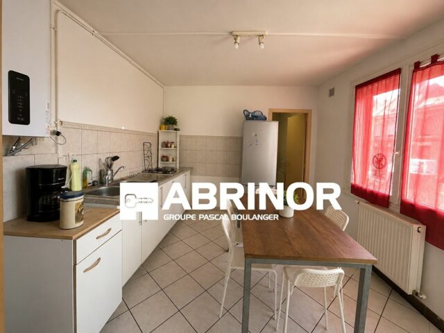 Immeuble en vente à AMIENS — photo 1