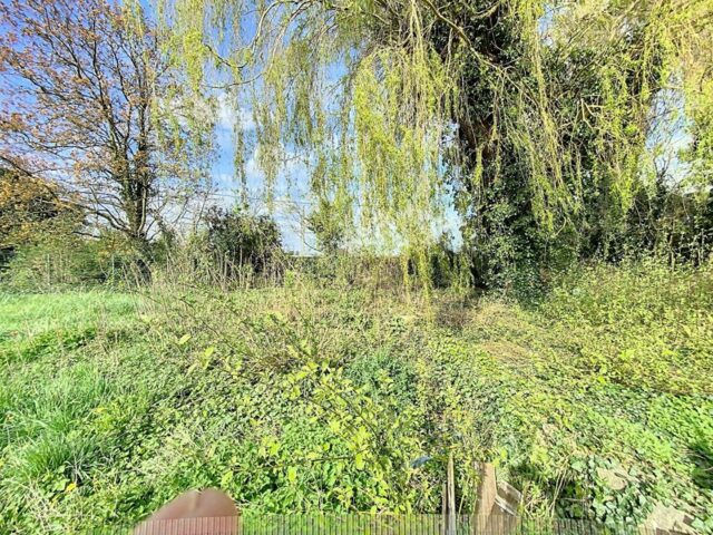 Terrain en vente à LA CHAPELLE D ARMENTIERES — photo 1