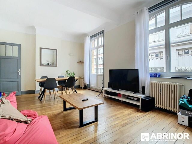 Appartement en vente à LILLE — photo 1