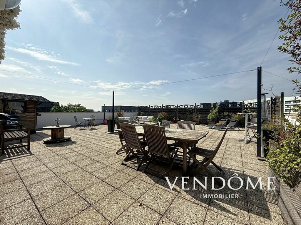 Appartement en vente à LILLE — photo 1
