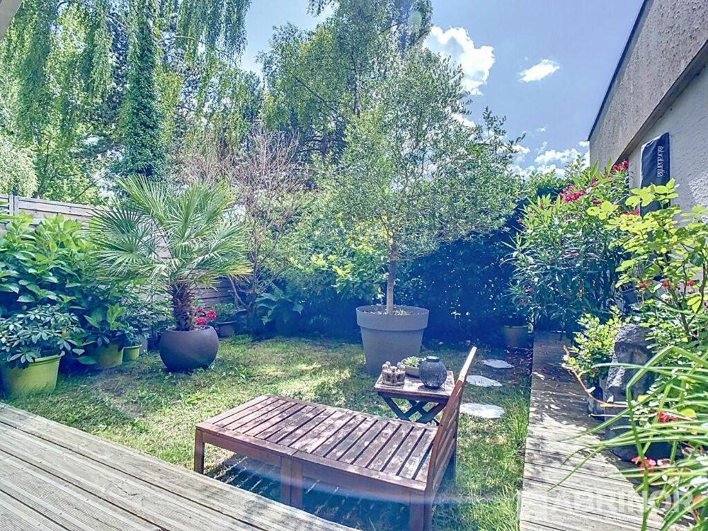 Appartement en vente à VILLENEUVE D ASCQ — photo 2