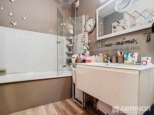 Appartement en vente à VILLENEUVE D ASCQ — photo 9