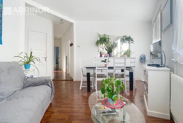 Appartement en vente à LAMBERSART — photo 1