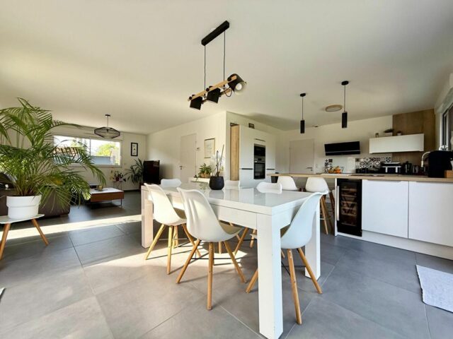 Maison en vente à MERIGNIES — photo 8