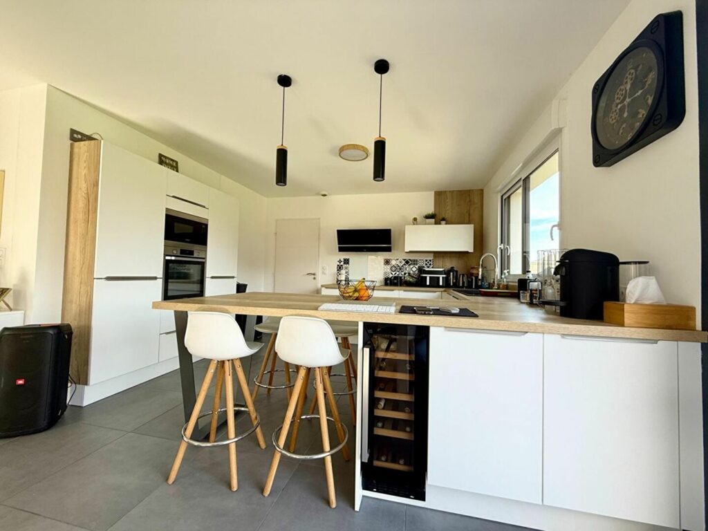 Maison en vente à MERIGNIES — photo 9