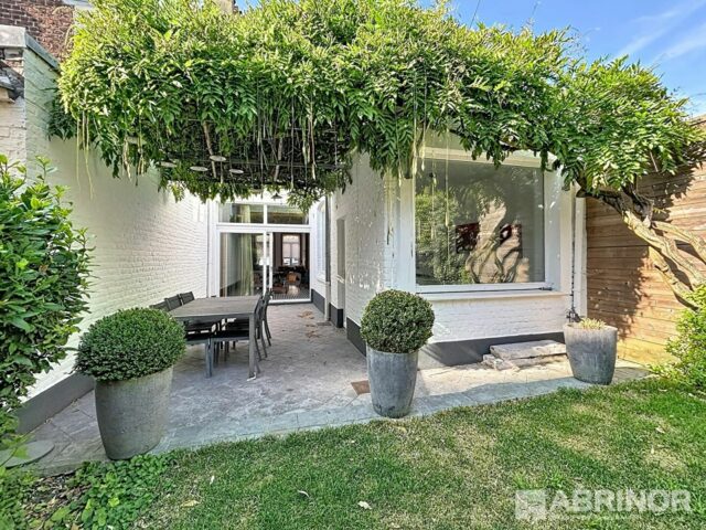 Maison en vente à LILLE — photo 1