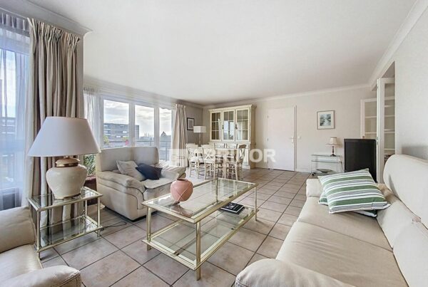 Appartement en vente à MARCQ EN BAROEUL — photo 1