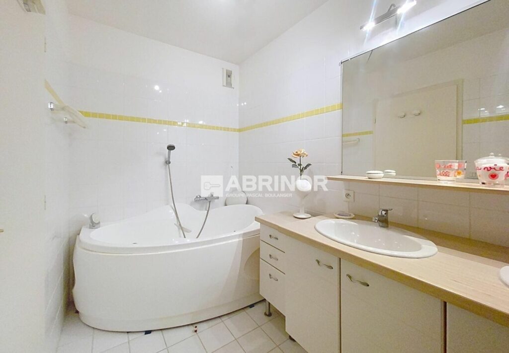 Appartement en vente à MARCQ EN BAROEUL — photo 4
