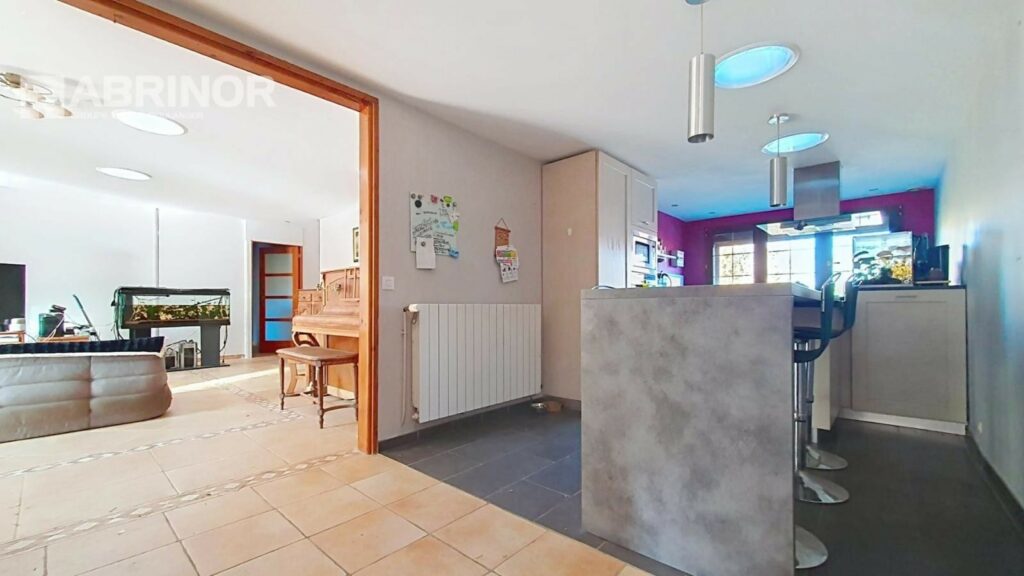 Maison en vente à NOMAIN — photo 1