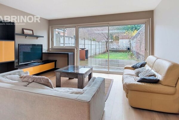 Maison en vente à LILLE — photo 1