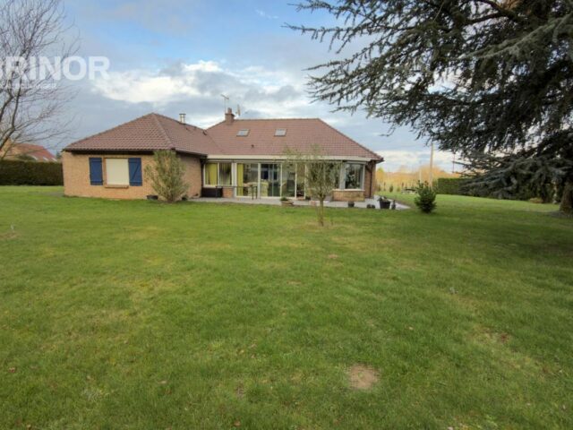 Maison en vente à ENNETIERES EN WEPPES — photo 1
