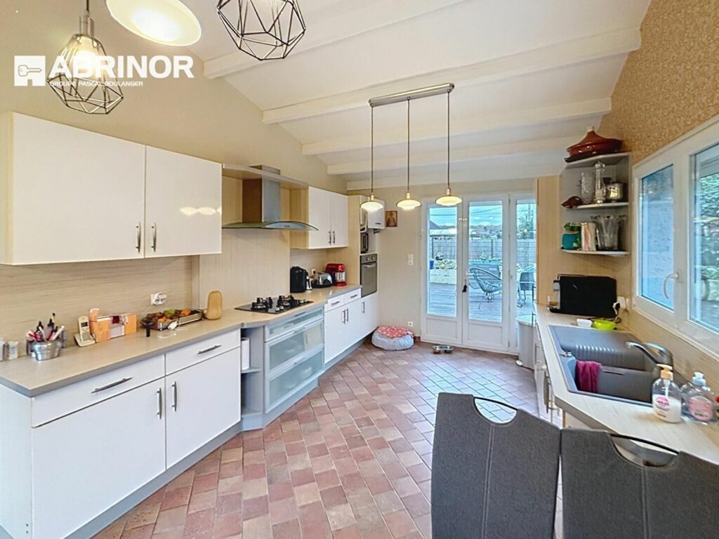 Maison en vente à ODOMEZ — photo 4