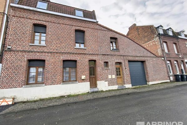 Maison en vente à ORCHIES — photo 1