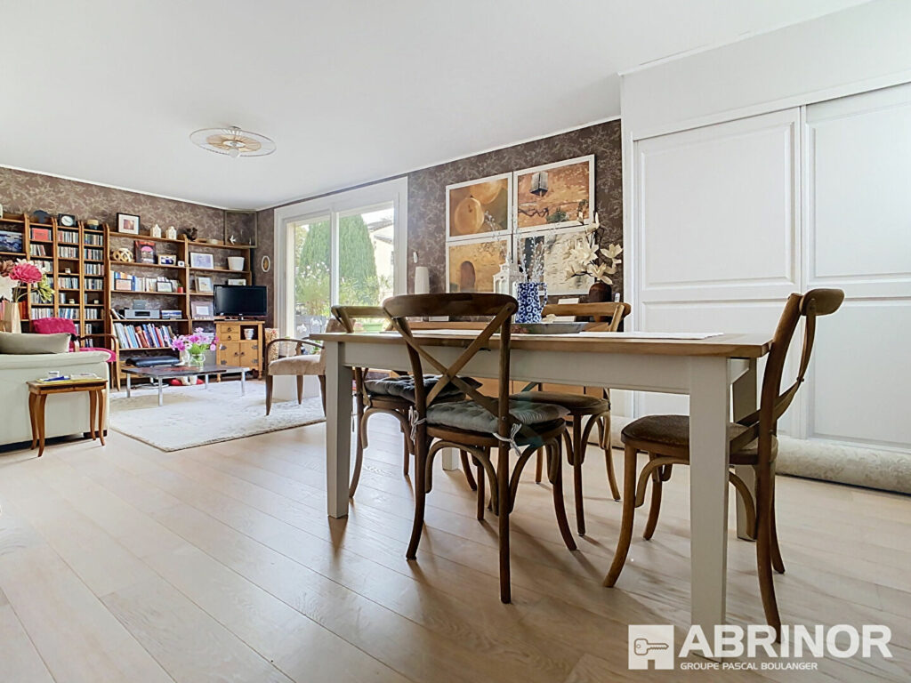 Appartement en vente à VILLENEUVE D ASCQ — photo 1