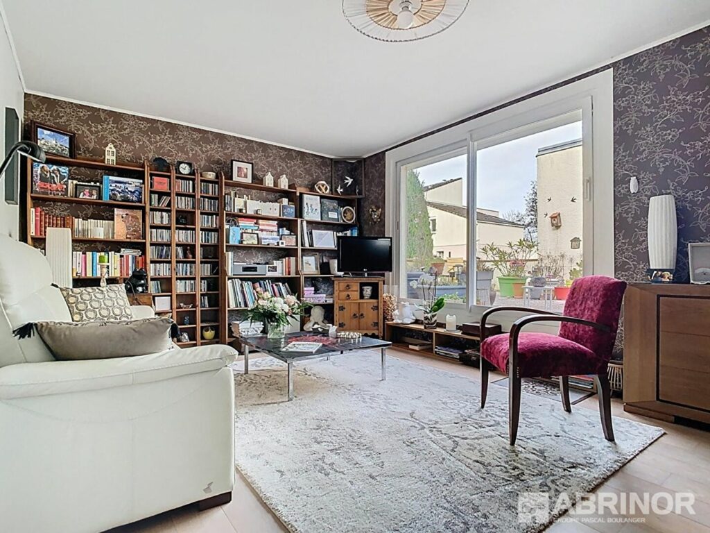 Appartement en vente à VILLENEUVE D ASCQ — photo 2