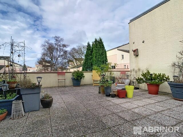 Appartement en vente à VILLENEUVE D ASCQ — photo 3