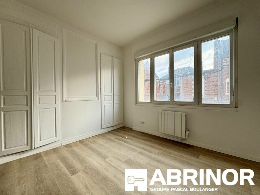 Immeuble en vente à AMIENS — photo 2