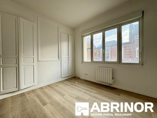 Immeuble en vente à AMIENS — photo 2