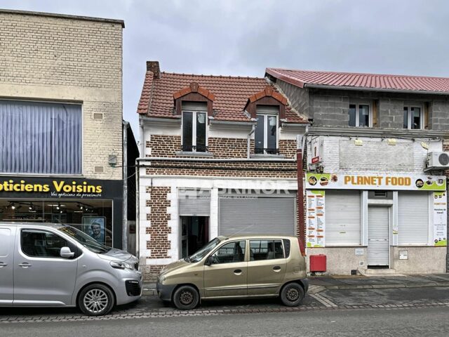 Immeuble en vente à ONNAING — photo 2