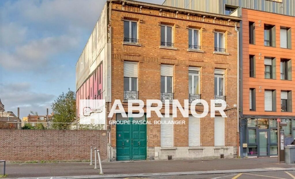 Immeuble en vente à ROUBAIX — photo 1