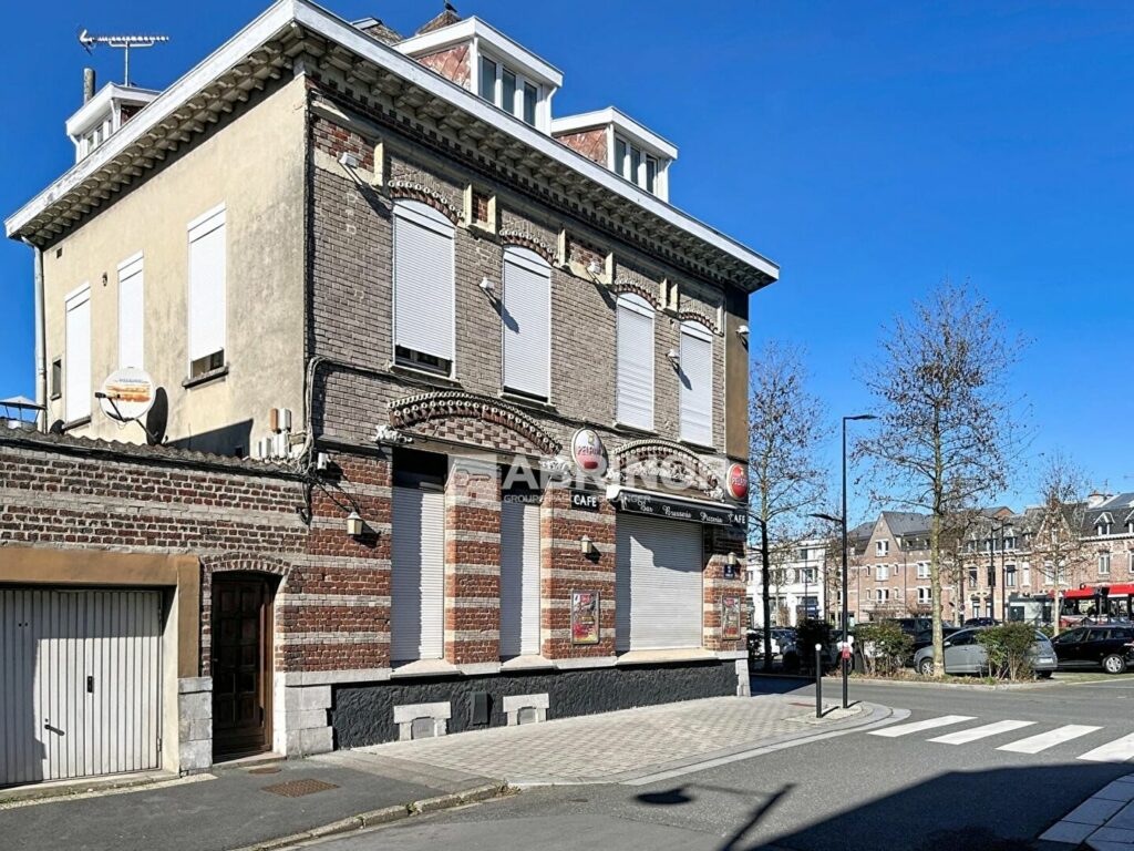 Immeuble en vente à VALENCIENNES — photo 1
