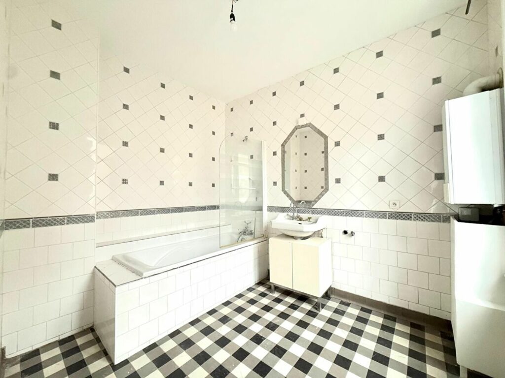 Appartement en vente à LILLE — photo 4