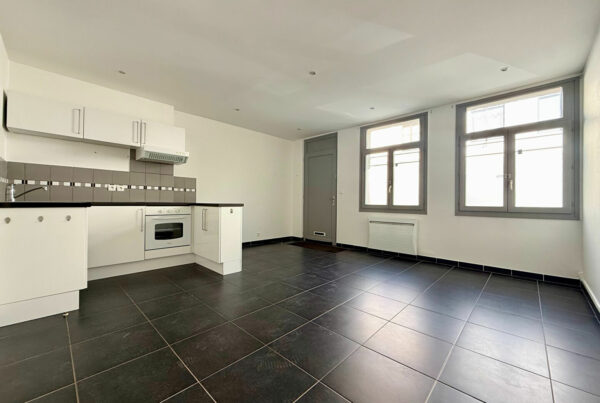 Appartement en vente à LILLE — photo 1
