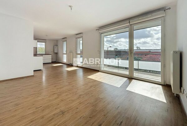 Appartement en vente à MARCQ EN BAROEUL — photo 1