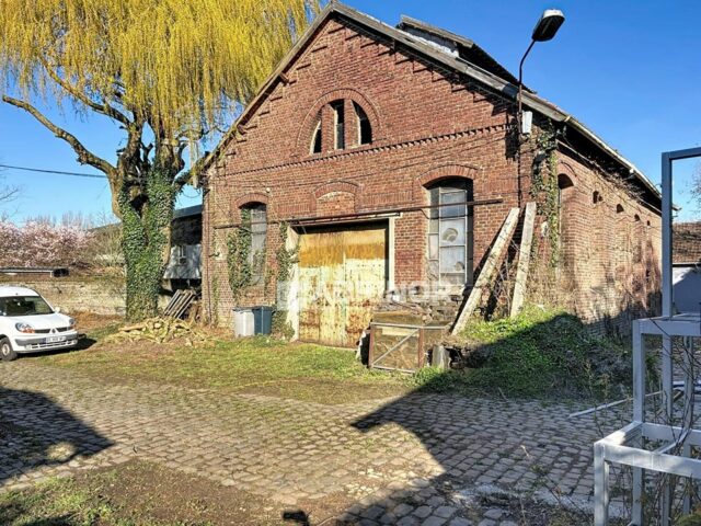Immeuble en vente à ONNAING — photo 2