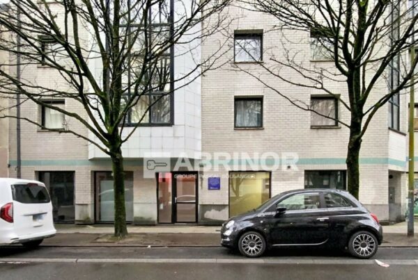 Local en vente à LILLE — photo 1