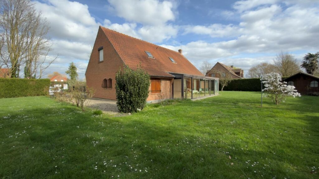 Maison en vente à ENNETIERES EN WEPPES — photo 1