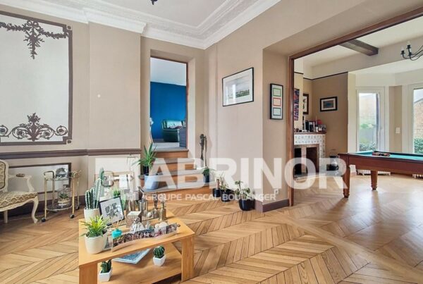 Maison en vente à ROUBAIX — photo 1