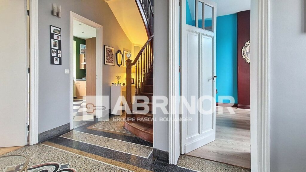 Maison en vente à ROUBAIX — photo 2