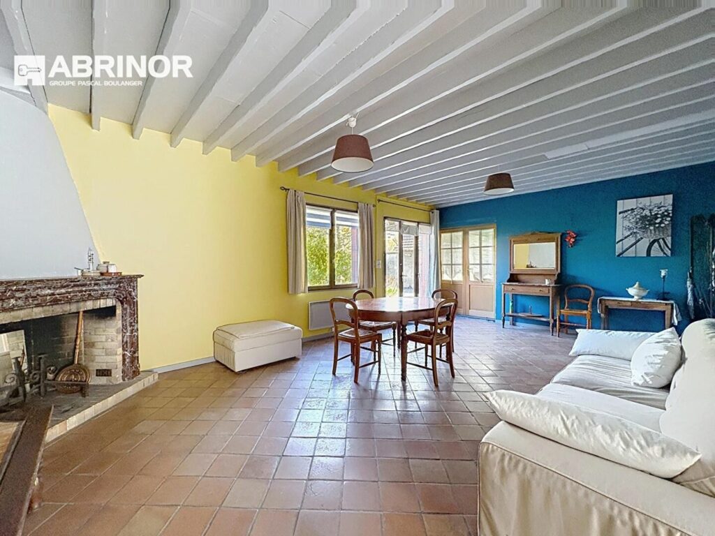 Maison en vente à VENDEVILLE — photo 2