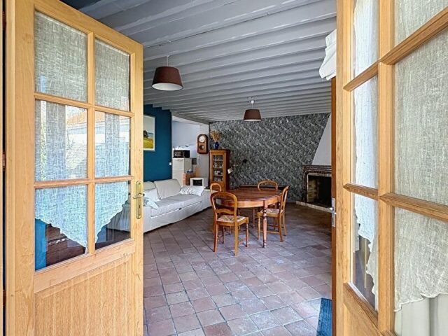 Maison en vente à VENDEVILLE — photo 6