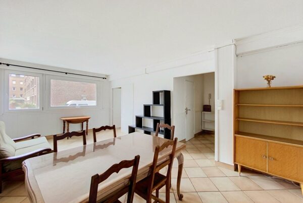 Appartement en location à LILLE — photo 1