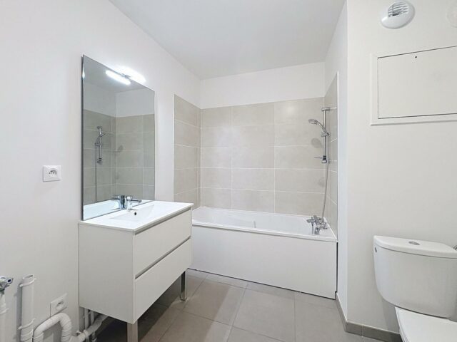 Appartement en location à VALENCIENNES — photo 4