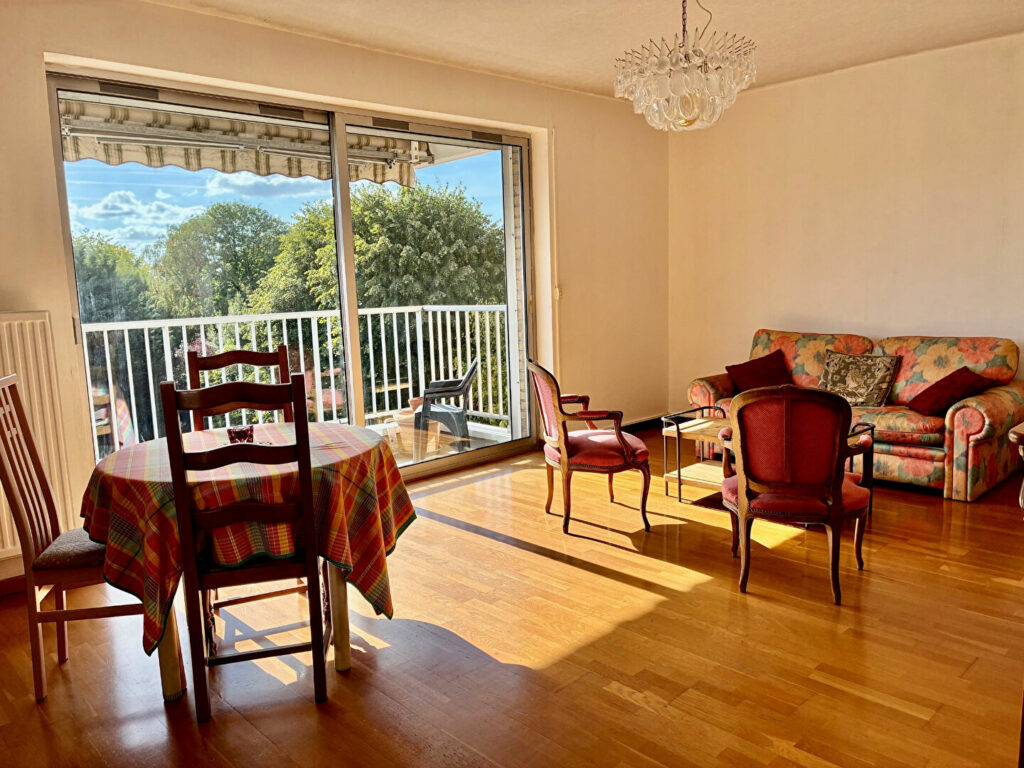 Appartement en vente à CROIX — photo 1