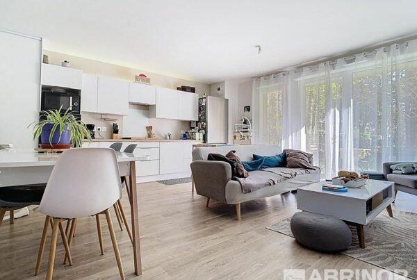 Appartement en vente à HELLEMMES LILLE — photo 1