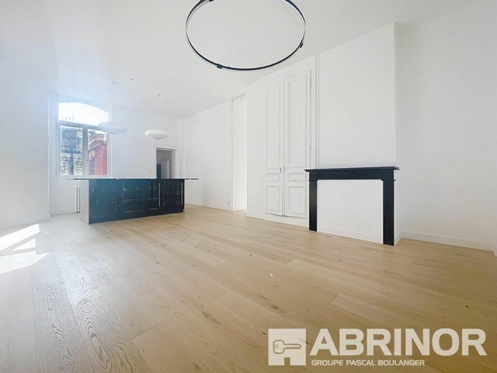 Appartement en vente à LAMBERSART — photo 1