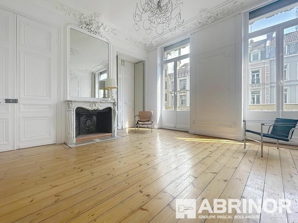 Appartement en vente à LILLE — photo 1