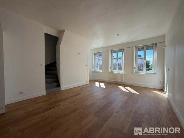 Immeuble en vente à LOOS — photo 2
